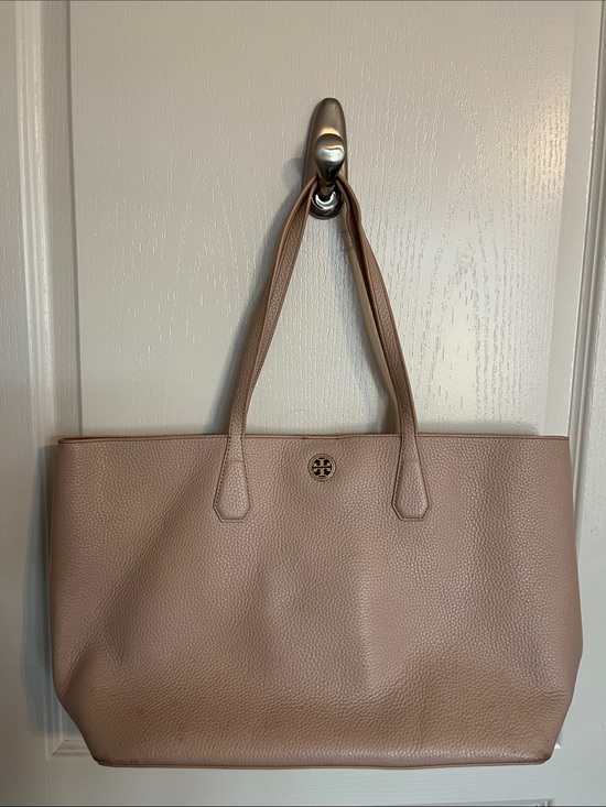 Tory Burch Handbags - Tory Burch Dusty Pink Pebbled Leather Tote